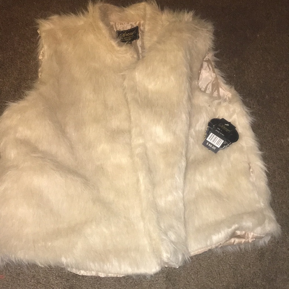 Fur vest